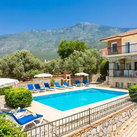 别墅 Golden Trio *